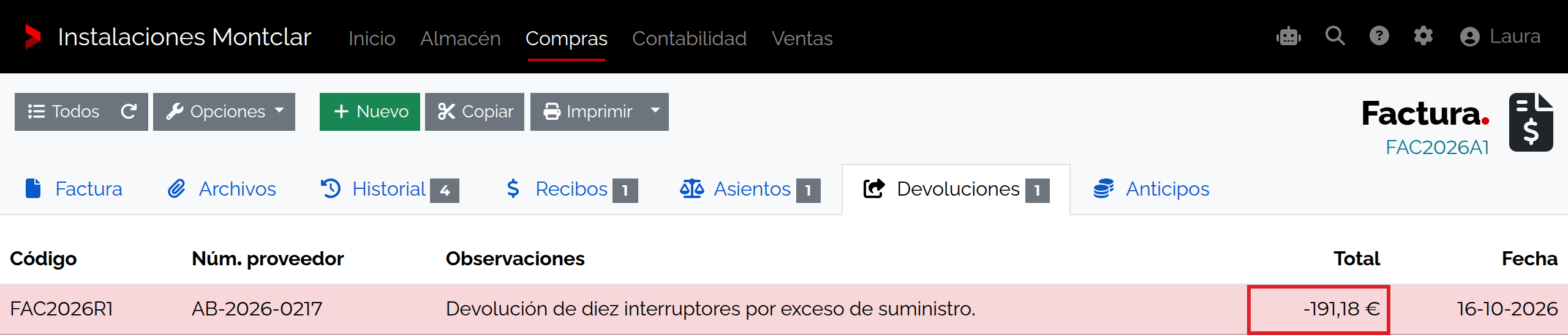 Factura original con FAC2026R1 relacionada en Devoluciones y total menos 191,18 euros.